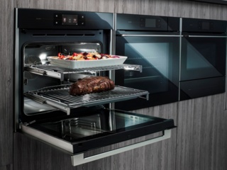 Почему дверца духовки плохо прилегает?