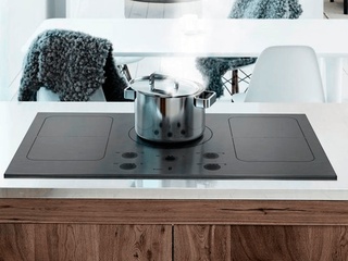 Использование сенсорных кнопок индукционной варочной панели