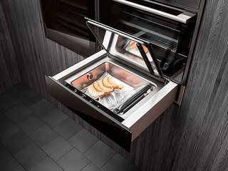 Уход за ящиком из нержавеющей стали в вакуумном упаковщике ASKO