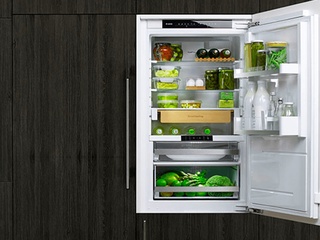 Установка фасадов на дверцу морозильной камеры ASKO