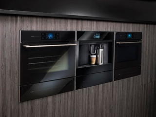 Черные встраиваемые кофемашины ASKO