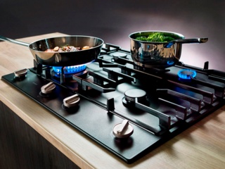 Рубленные куриные котлеты с сыром на сковороде