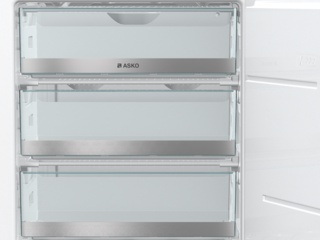 Обзор морозильной камеры F2282I от ASKO
