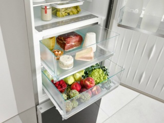 Внутреннее LED-освещение в холодильниках Аско